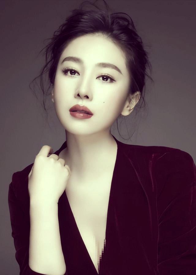 贾晓晨