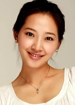 秦子越