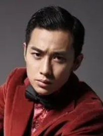 王小毅
