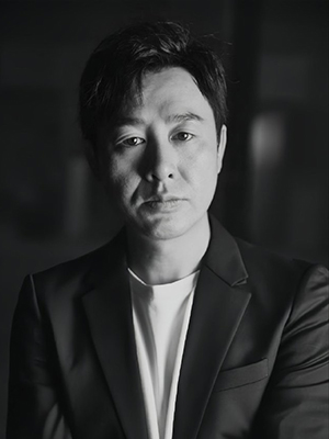 张颂文