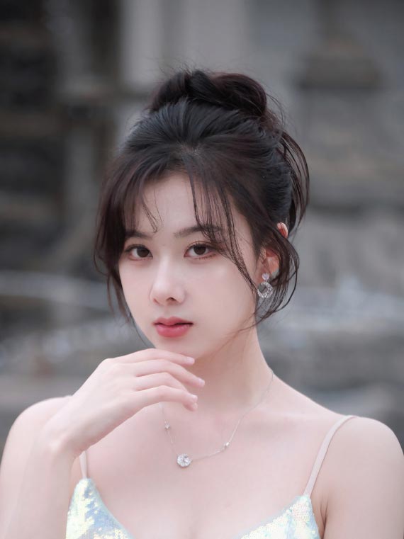 曹曦月