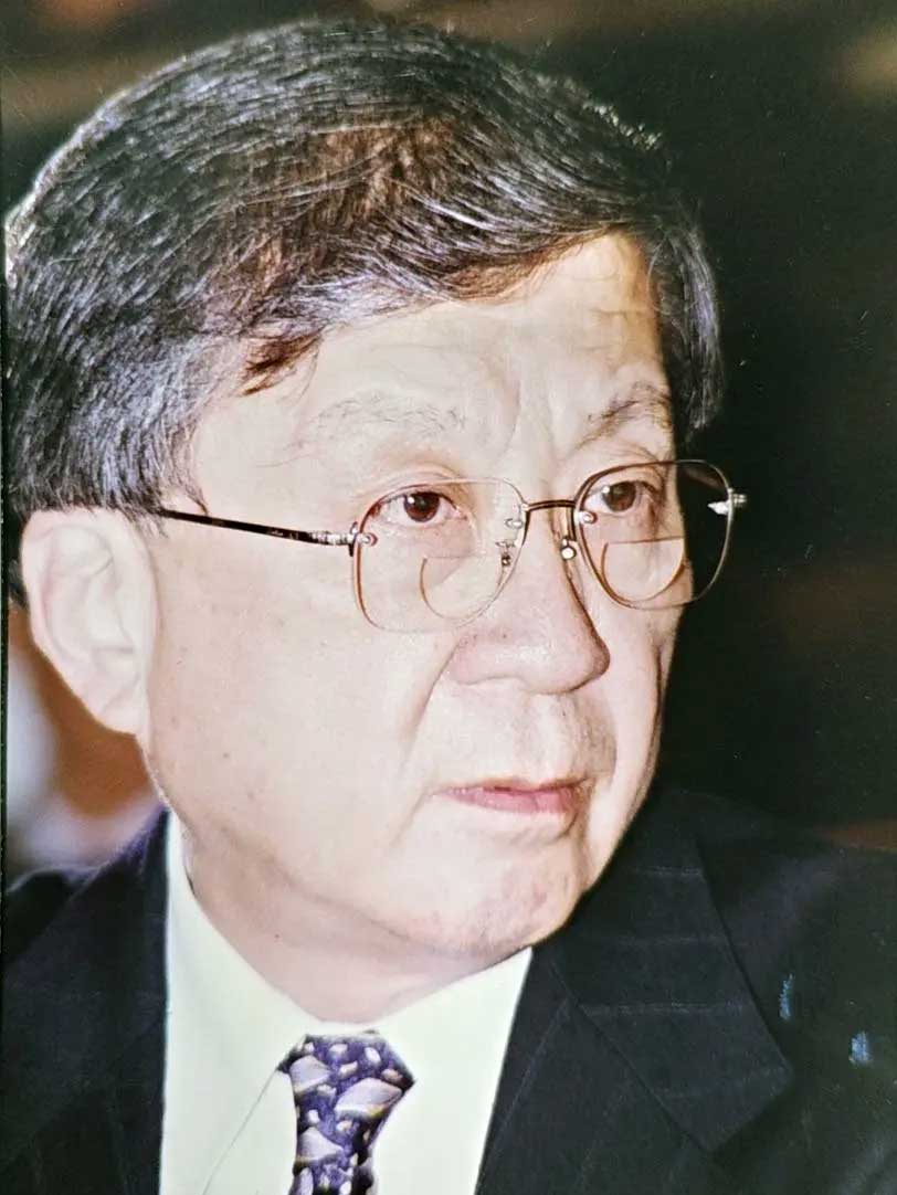 李行
