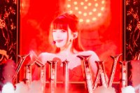 演员扎堆开演唱会是割韭菜还是真宠粉
